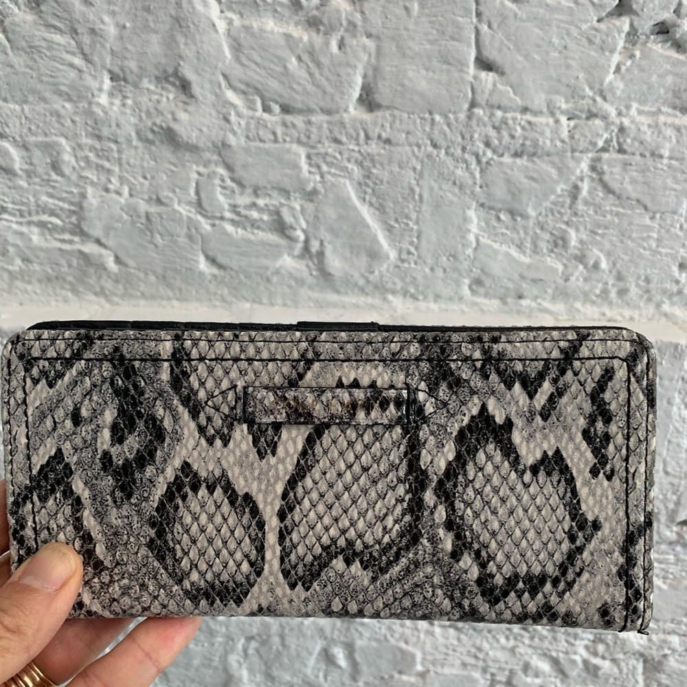 NWOT Cole Haan Leather Snakeskin  Wallet